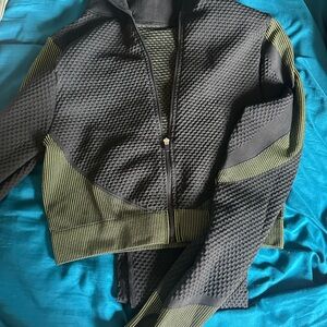 Stylish Black and Green Women's set